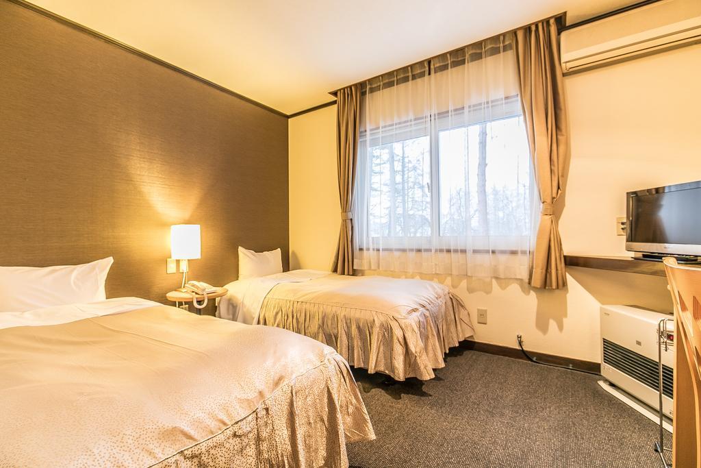 Petit Hotel Enchante Hakuba Exteriör bild